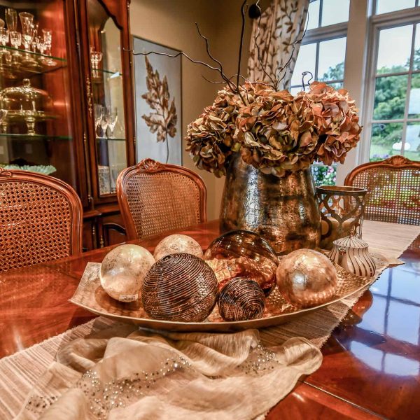 Bro Home Dining Room decor