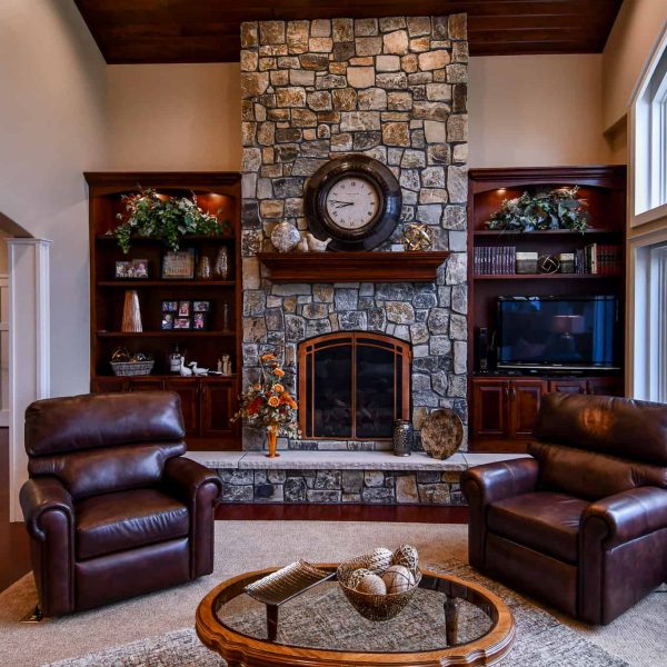 Bro Living Room Fireplace