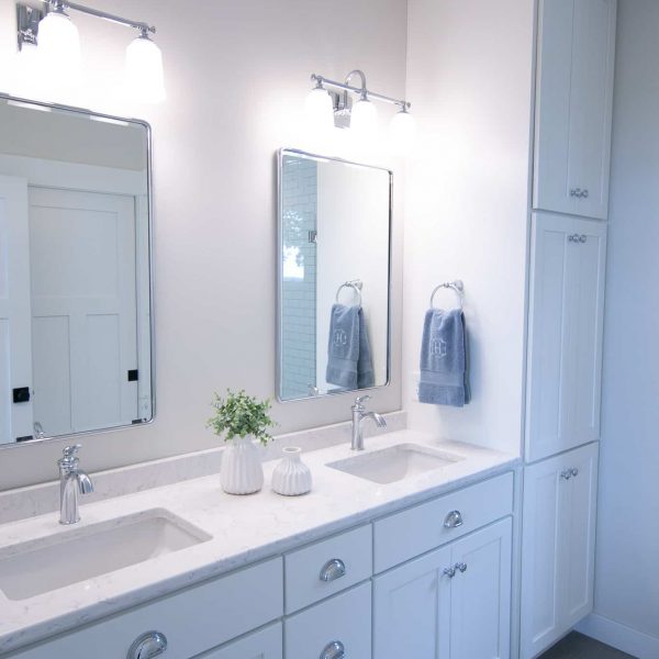 Harless Home on Pelican Point Master Bathroom