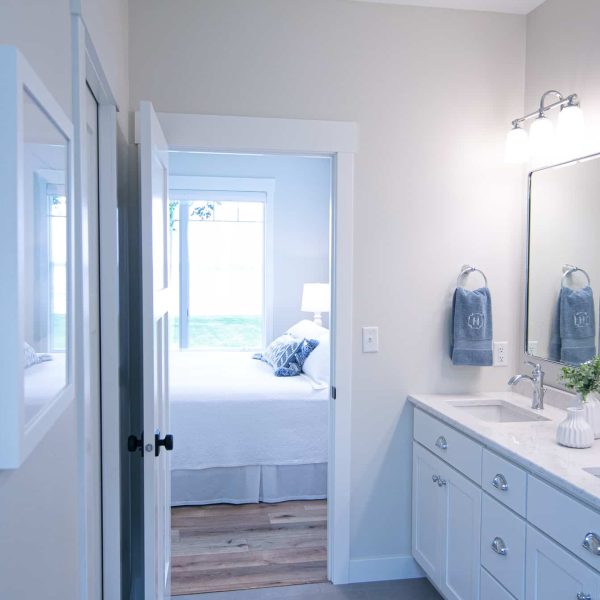 Harless Home on Pelican Point Master Bathroom