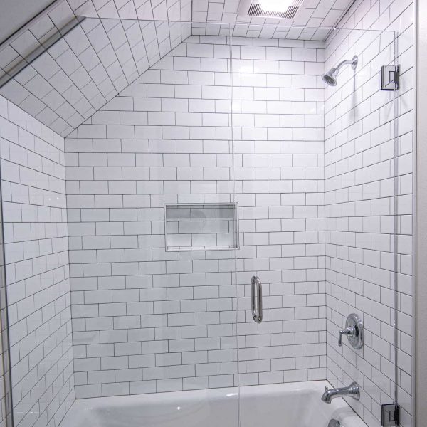 Harless Home on Pelican Point Guest Bathroom Shower