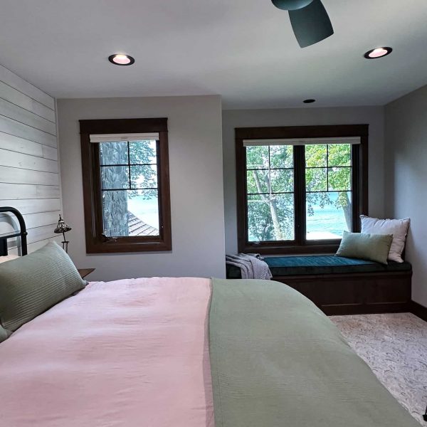 Spicer Home on Pelican Lake • Guest room