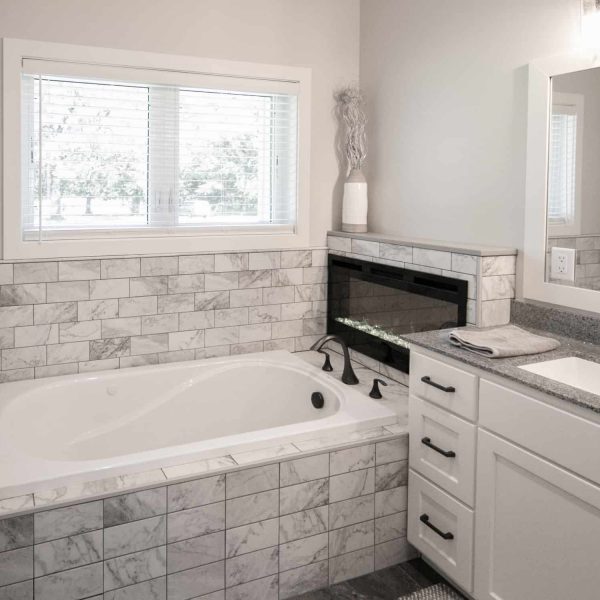 Dagenais Custom Built Home ∙ Master Bathroom Bathtub