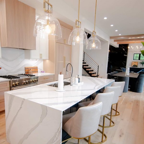 Zunich Home on Detroit Lake kitchen with island and sitting area view into living
