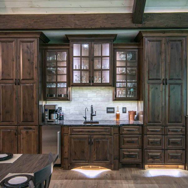 Briard Construction Model Home Cabinet Bar Area