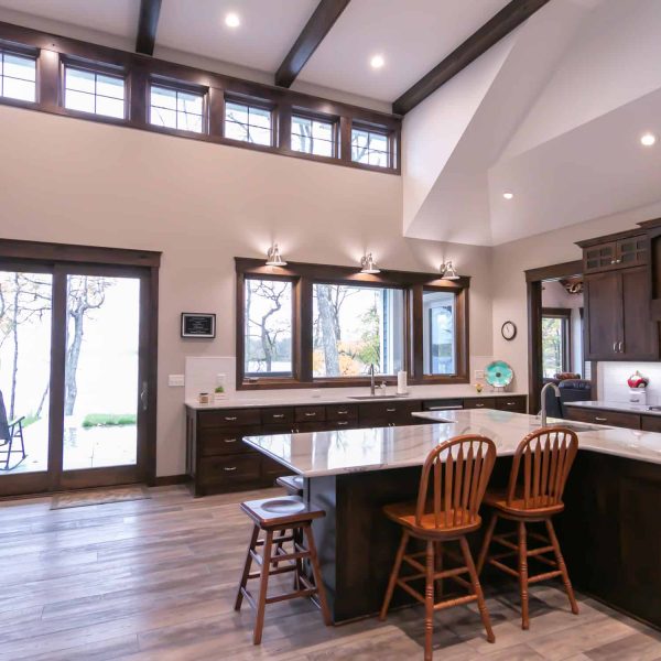 Johnson Home Lakeside Kitchen Windows